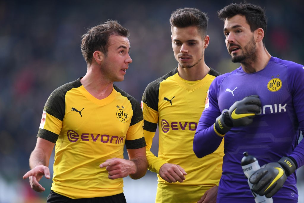 Mario Götze und Roman Bürki