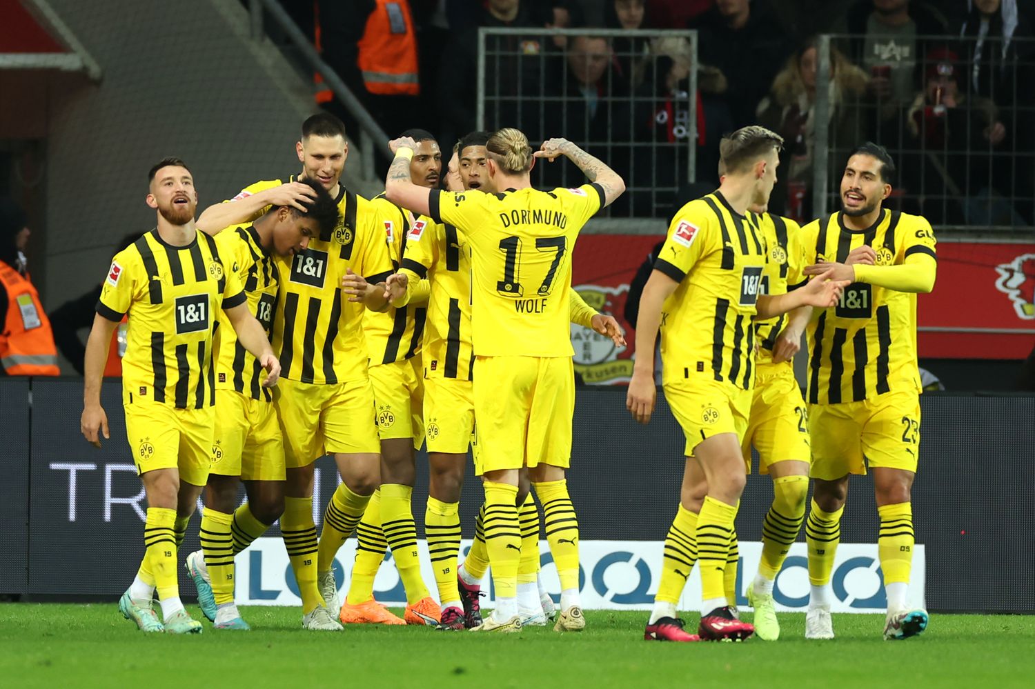Bayer 04 Leverkusen v Borussia Dortmund