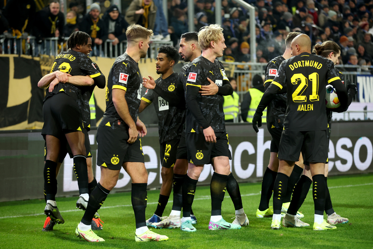 SV Darmstadt 98 v Borussia Dortmund