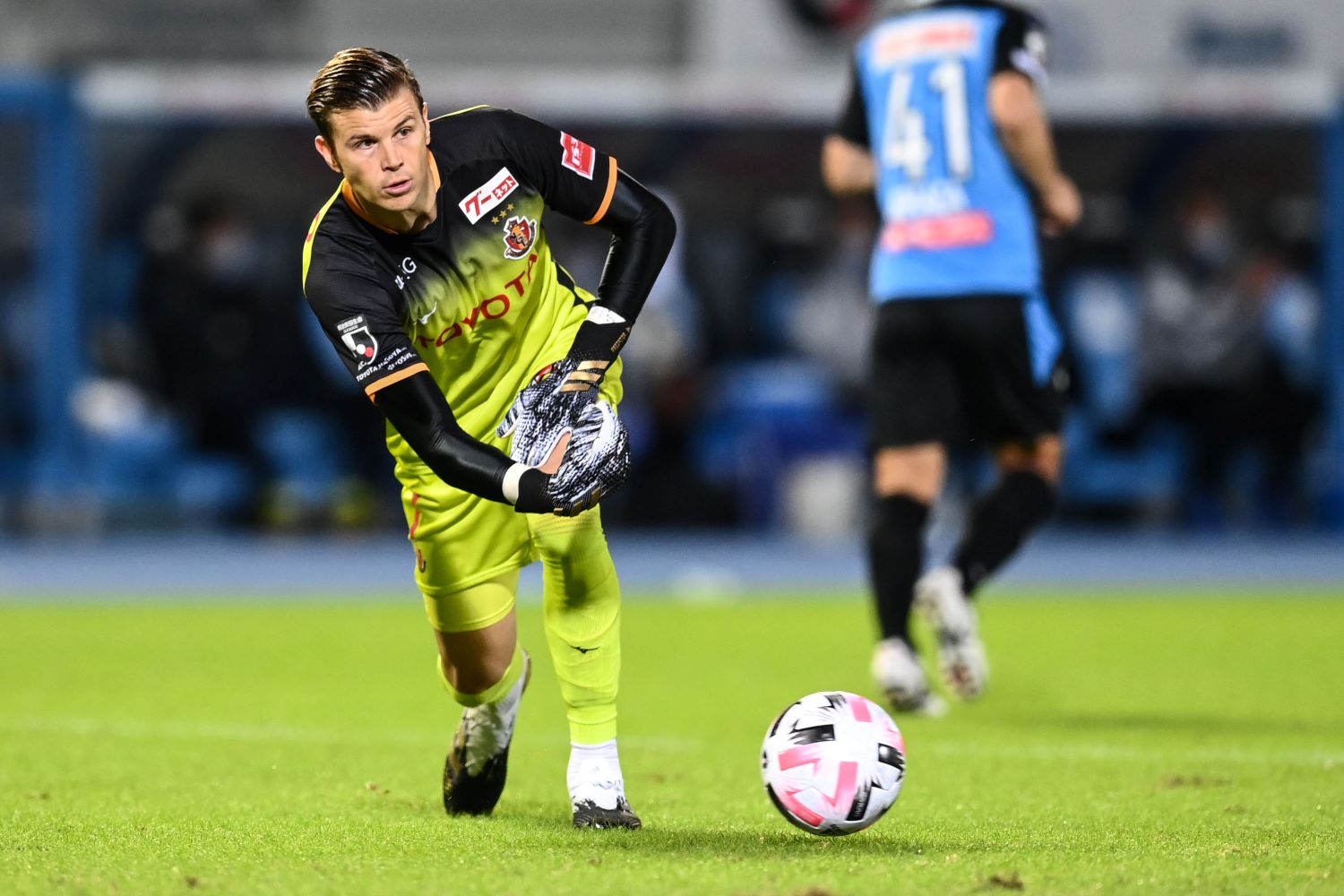 Mitchell Langerak