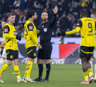 Frankfurt, Germany, January 17st 2025: A debate between Daniel Schlager referee, Emre Can 23 Dortmund and Serhou Guirassy 9 Dortmund during the 1.Bundesliga football match between Eintracht Frankfurt and Borussia Dortmund at Deutsche Bank Park in Frankfurt, Germany Philipp Kresnik Philipp Kresnik / SPP PUBLICATIONxNOTxINxBRAxMEX Copyright: xPhilippxKresnikx/xSPPx spp-en-PhKrSp-_KRE1990-Verbessert-RR