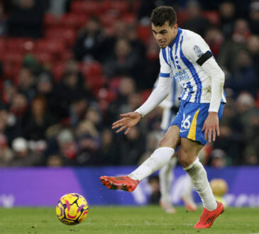 Manchester United, ManU FC v Brighton & Hove Albion FC - Premier League Yasin Ayari of Brighton and Hove Albion passing the ball during the Premier League match between Manchester United FC and Brighton & Hove Albion FC at Old Trafford on January 19, 2025 in Manchester, England. Manchester Old Trafford England United Kingdom PUBLICATIONxNOTxINxUK Copyright: xRichardxSellers/Sportsphoto/APLx 14057011