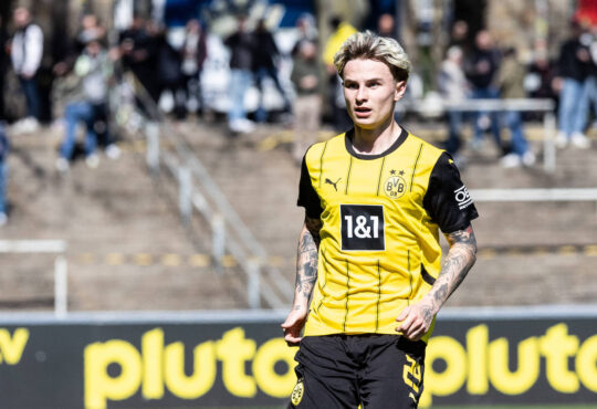 3.Liga 31.Spieltag: Borussia Dortmund II U-23 - FC Ingolstadt 04 06.04.2025 Niklas Jessen Borussia Dortmund II U-23, 29 3.Liga 31.Spieltag: Borussia Dortmund II U-23 - FC Ingolstadt 04 Rote Erde, Dortmund 06.04.2025 DFB regulations prohibit any use of photographs as image sequences and/or quasi video. *** 3 Liga 31 Matchday Borussia Dortmund II U 23 FC Ingolstadt 04 06 04 2025 Niklas Jessen Borussia Dortmund II U 23, 29 3 Liga 31 Matchday Borussia Dortmund II U 23 FC Ingolstadt 04 Rote Erde, Dortmund 06 04 2025 DFB regulations prohibit any use of photographs as image sequences and or quasi video Copyright: xBEAUTIFULxSPORTS/Buriakovx