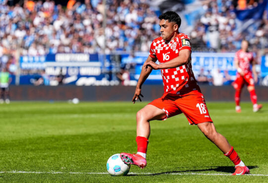 BOCHUM, GERMANY - MAY 10: Nadiem Amiri of 1. FSV Mainz 05 dribbles with the ball during the Bundesliga match between VfL Bochum 1848 and 1. FSV Mainz 05 at Vonovia Ruhrstadion on May 10, 2025 in Bochum, Germany. Photo by Rene Nijhuis/MB Media SPO PUBLICATIONxINxGERxSUIxAUTxONLY Copyright: xRenexNijhuis/MBxMediax