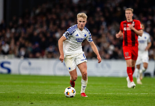 FC Copenhagen v FC Midtjylland, 3F Superliga football, Copenhagen, Denmark Copenhagen, Denmark. 11th, May 2025. Victor Froholdt 17 of FC Copenhagen seen during the 3F Superliga match between FC Copenhagen and FC Midtjylland at Parken in Copenhagen. Denmark, Copenhagen PUBLICATIONxNOTxINxDENxNORxFINxBEL Copyright: xGonzalesxPhoto/TobiasxJorgensenx