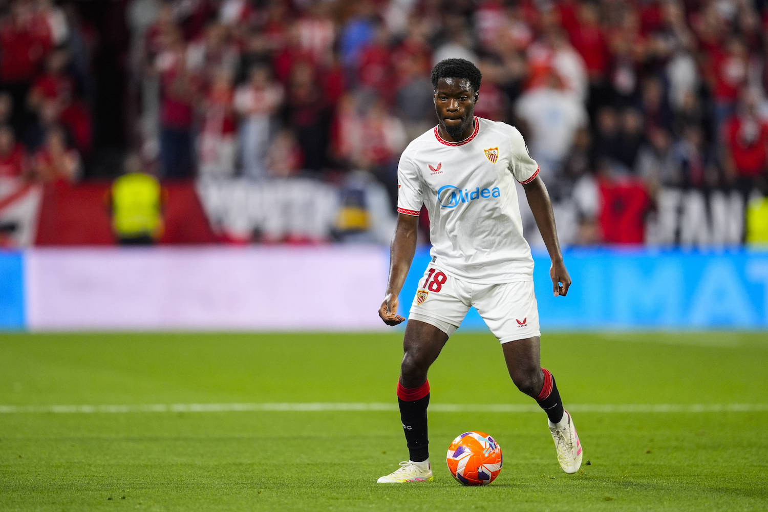 May 13, 2025, Sevilla, Sevilla, SPAIN: Lucien Agoume of Sevilla FC in action during the Spanish league, LaLiga EA Sports, football match played between Sevilla FC and UD Las Palmas at Ramon Sanchez-Pizjuan stadium on May 13, 2025, in Sevilla, Spain. Sevilla SPAIN - ZUMAa181 20250513_zaa_a181_084 Copyright: xJoaquinxCorcherox