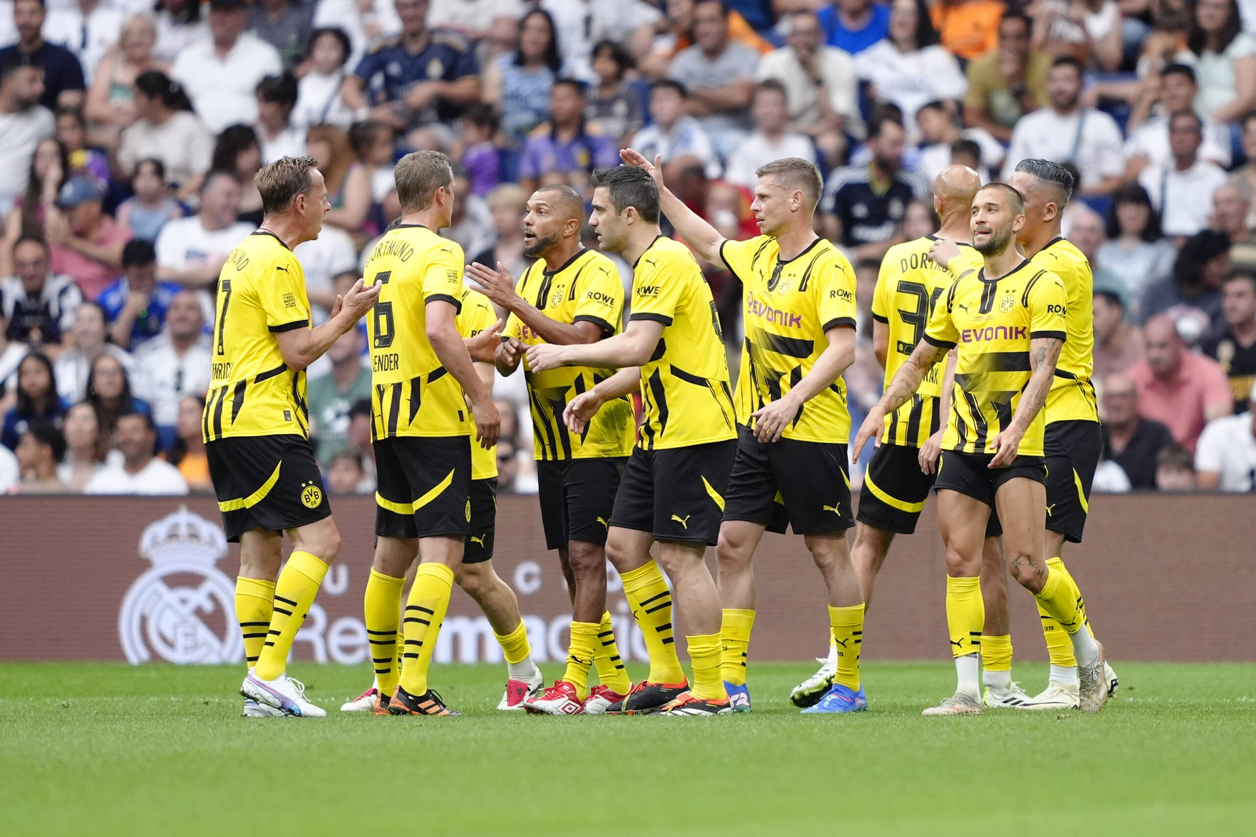 Real Madrid Legends Borussia Legends Corazon Classic Match 2025