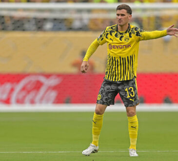 17th June 2025 East Rutherford, New Jersey USA: Pascal Gross of Borussia Dortmund, gestures during the match between Fluminense and Borussia Dortmund, in the 1st round of group F of the FIFA Club World Cup 2025, at MetLife Stadium PUBLICATIONxNOTxINxUK ActionPlus12802302 HeulerxAndrey