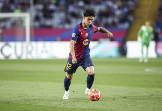 FC Barcelona, Barca Vs Villarreal CF - La Liga EA Sports Hector Fort of FC Barcelona controls the ball during the La Liga EA Sports match between FC Barcelona and Villarreal CF at Olimpic Llus Companys in Barcelona, Spain, on May 18, 2025. Barcelona Spain PUBLICATIONxNOTxINxFRA Copyright: xGongorax originalFilename:bonilla-fcbarcel250518_npYml.jpg