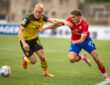 17.08.2025, xkwix, Fuﬂball, Regionalliga West, Borussia Dortmund U23 - Wuppertaler SV, Stadion Rote Erde: Amin Bouzraa Wuppertaler SV 37 im Zweikampf gegen Ben H¸ning Borussia Dortmund 2 15 NRW Deutschland *** 17 08 2025, xkwix, Football, Regionalliga West, Borussia Dortmund U23 Wuppertaler SV, Stadion Rote Erde Amin Bouzraa Wuppertaler SV 37 in duel against Ben H¸ning Borussia Dortmund 2 15 NRW Germany