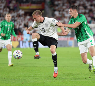 07.09.2025, xrekx, Fussball WM-Qualifikation 2026, Deutschland - Nordirland v.l. Maximilian Beier Deutsche Fussball Nationalmannschaft DFB Eoin Toal Nordirland Zweikampf, Aktion, action, battle for the ball DFL/DFB REGULATIONS PROHIBIT ANY USE OF PHOTOGRAPHS as IMAGE SEQUENCES and/or QUASI-VIDEO Kˆln *** 07 09 2025, xrekx, Football World Cup Qualification 2026, Germany Northern Ireland v l Maximilian Beier German National Football Team DFB Eoin Toal Northern Ireland duel, action, action, battle for the ball DFL DFB REGULATIONS PROHIBIT ANY USE OF PHOTOGRAPHS as IMAGE SEQUENCES and or QUASI VIDEO Cologne
