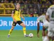 Nico SCHLOTTERBECK DO Aktion, Einzelaktion, Borussia Dortmund DO - VfL Wolfsburg WOB 1-0 Fussball 1. Bundesliga Saison 2025/2026, 4.Spieltag, Spieltag4, matchday4, am 21.09.2025 in Dortmund/ Deutschland. DFL regulations prohibit any use of photographs as image sequences and/or quasi-video ¬ *** Nico SCHLOTTERBECK DO action, single action, Borussia Dortmund DO VfL Wolfsburg WOB 1 0 Football 1 Bundesliga season 2025 2026, 4 Spieltag, Spieltag4, matchday4, am 21 09 2025 in Dortmund Germany DFL regulations prohibit any use of photographs as image sequences and or quasi video ¬