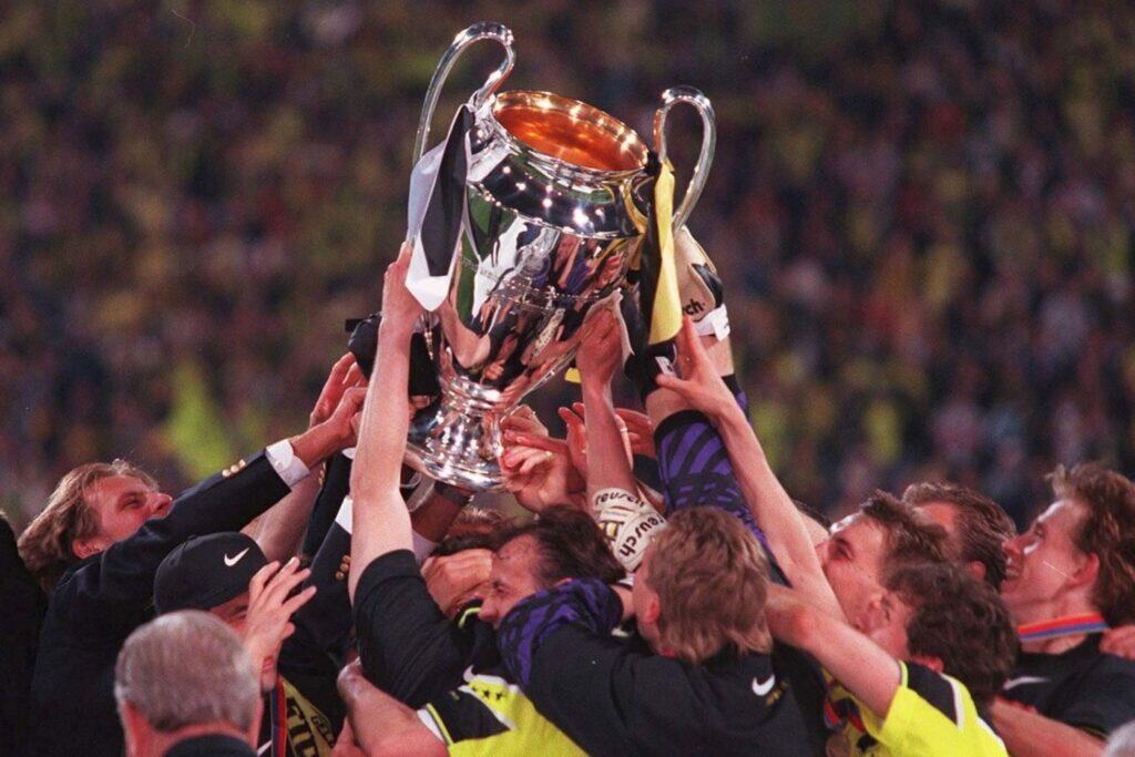 Ottmar Hitzfeld, Jürgen Kohler, Jörg Heinrich, Juventus Turin, Olympiastadion München, 1997, Pokal