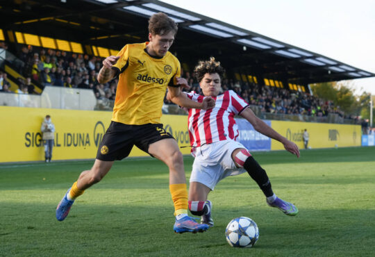 Mittwoch, 01.10.2025 Saison 2025 2026 2. Spieltag UEFA Youth League im BVB Fuﬂballpark Hohenbuschei, Dortmund, Germany. BV Borussia Dortmund U19 - Athletic Club U19. Jan-Luca Riedl BVB *** Wednesday, 01 10 2025 Season 2025 2026 2 Matchday UEFA Youth League at BVB Fuﬂballpark Hohenbuschei, Dortmund, Germany BV Borussia Dortmund U19 Athletic Club U19 Jan Luca Riedl BVB