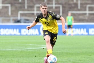 Sonntag 28.09.2025, Saison 2025/26, Regionalliga West, 10. Spieltag im Stadion Rote Erde Dortmund, BVB Borussia Dortmund II - Bonner SC, Nick Cherny BVB II *** Sunday 28 09 2025, Season 2025 26, Regionalliga West, Matchday 10 at Stadion Rote Erde Dortmund, BVB Borussia Dortmund II Bonner SC, Nick Cherny BVB II