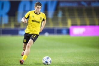 Manchester City U19 v Borussia Dortmund U19, UEFA Youth League Nick Cherny in actionduring the Manchester City Under 19 s v Borussia Dortmund Under 19 s UEFA Youth League Round 1 match at the Joie Stadium, Manchester, England on 5 November 2025 Credit: Phil Duncan/Every Second Media Editorial use only. All images are copyright Every Second Media Limited. No images may be reproduced without prior permission. Copyright: xIMAGO/EveryxSecondxMediax ESM-1657-0030 PhilxDuncanx/xEveryxSecondxMediax