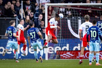 FC Utrecht forwarder Sebastien Haller scores the 2-0 during the match FC Utrecht vs AFC Ajax Amsterdam at the Galgenwaard stadium for the Dutch Vriendenloterij Eredivisie season 2025-2026 in UTRECHT, Netherlands on 9 november 2025, photo by Marcel van Dorst / EYE4images/DeFodi Images / not used for Axel Springer / ZDF *** FC Utrecht forwarder Sebastien Haller scores the 2 0 during the match FC Utrecht vs AFC Ajax Amsterdam at the Galgenwaard stadium for the Dutch Vriendenloterij Eredivisie season 2025 2026 in UTRECHT, Netherlands on 9 november 2025, photo by Marcel van Dorst EYE4images DeFodi Images not used for Axel Springer ZDF