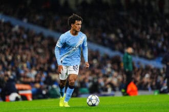 Oscar Bobb Manchester City, 52 ENG, Manchester City vs. Bayer 04 Leverkusen, Fussball, UEFA Champions League, Spieltag 5, Spielzeit 2025/2026, 25.11.2025 ENG, Manchester City vs. Bayer 04 Leverkusen, Fussball, UEFA Champions League, Spieltag 5, Spielzeit 2025/2026, 25.11.2025 Manchester *** Oscar Bobb Manchester City, 52 ENG, Manchester City vs Bayer 04 Leverkusen, Football, UEFA Champions League, Matchday 5, Season 2025 2026, 25 11 2025 ENG, Manchester City vs Bayer 04 Leverkusen, Football, UEFA Champions League, Matchday 5, Season 2025 2026, 25 11 2025 Manchester Copyright: xEibner-Pressefoto/MarcelxvonxFehrnx EP_MFN