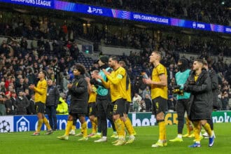 Die Spieler vom BVB enttäuscht nach der Niederlage gegen Tottenham Hotspur