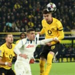 Dortmund, Germany, 17.02.26, Waldemar Anton Borussia Dortmund, Nikola Krstovic Atalanta Bergamo und Luca Reggiani Borussia Dortmund im Zweikampf w‰hrend des Spiels der Champions League Playoffs zwischen Borussia Dortmund - Atalanta Bergamo im Signal Iduna Park in Dortmund. Photo by Joachim Bywaletz / DFB / DFL REGULATIONS PROHIBIT ANY USE OF PHOTOGRAPHS AS IMAGE SEQUENCES AND/OR QUASI-VIDEO. *** Dortmund, Germany, 17 02 26, Waldemar Anton Borussia Dortmund , Nikola Krstovic Atalanta Bergamo and Luca Reggiani Borussia Dortmund in a duel during the Champions League playoff match between Borussia Dortmund Atalanta Bergamo at Signal Iduna Park in Dortmund Photo by Joachim Bywaletz DFB DFL REGULATIONS PROHIBIT ANY USE OF PHOTOGRAPHS AS IMAGE SEQUENCES AND OR QUASI VIDEO Copyright: JoachimxBywaletz/xJB-Sportfoto