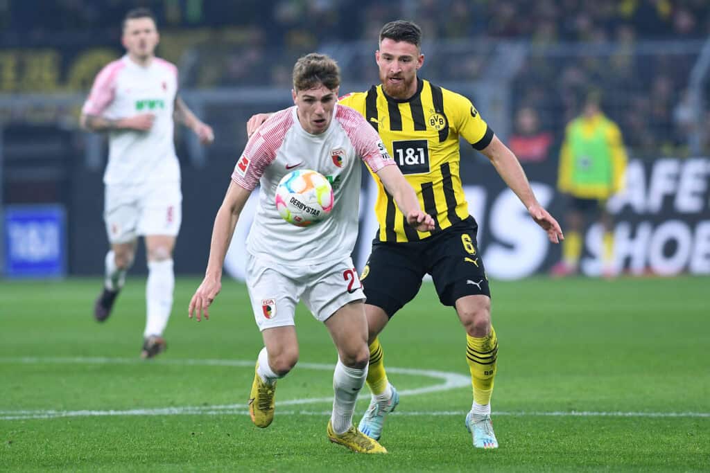 Alfred Finnbogason und Salih Özcan