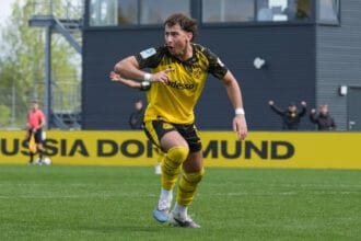 Sonntag, 19.04.2026 Saison 2025 2026 9. Spieltag U19 DFB-Nachwuchsliga Hauptrunde Liga A Gruppe B im BVB Fuﬂballpark Hohenbuschei, Dortmund, Germany. BV Borussia Dortmund U19 - FC Schalke 04 U19. Torjubel nach dem 3:2 durch Taycan Macid Etcibasi BVB. *** Sunday, 19 04 2026 Season 2025 2026 9 Matchday U19 DFB Youth League Main Round League A Group B at BVB Fuﬂballpark Hohenbuschei, Dortmund, Germany BV Borussia Dortmund U19 FC Schalke 04 U19 Goal celebration after the 3 2 by Taycan Macid Etcibasi BVB