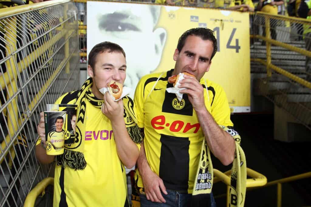 Fans, Bratwurst, Bier, Essen, Speisen, Catering