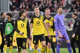 Fabio Silva, Nico Schlotterbeck, Maximilian Beier und Gregor Kobel