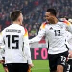 Nico Schlotterbeck und Felix Nmecha