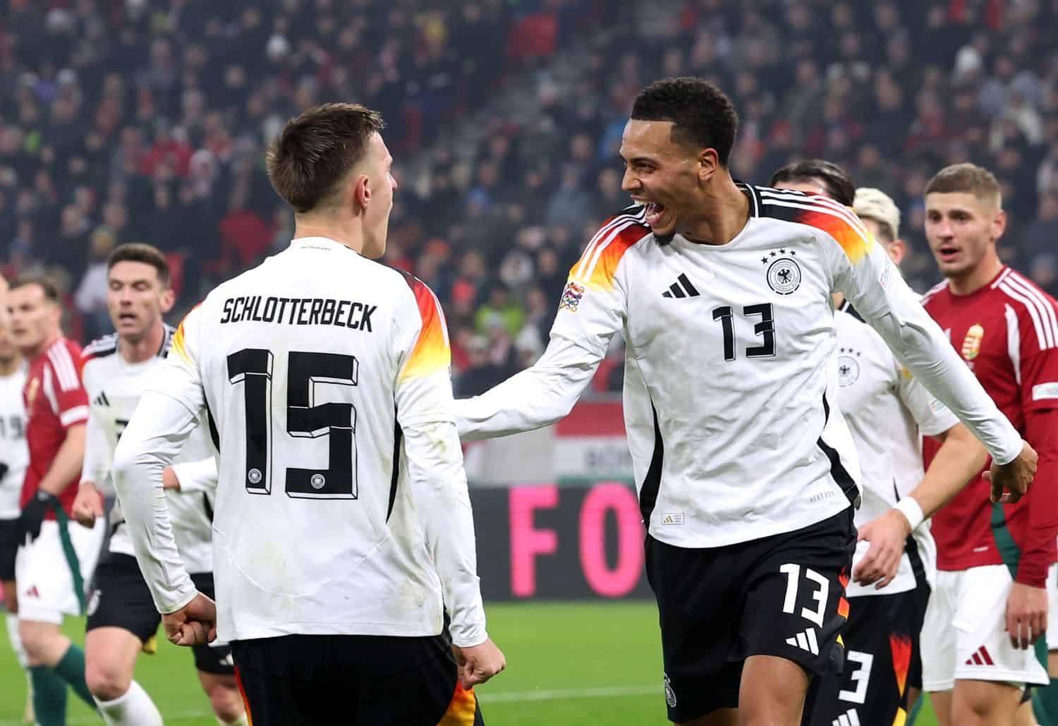Nico Schlotterbeck und Felix Nmecha