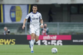 May 10, 2026, Verona, Italy: Marc-Oliver Kempf of Como 1907 seen in action during the Italian Serie A soccer match between Hellas Verona FC and Como 1907 at Marcantonio Bentegodi Stadium. Final score Hellas Verona FC 0:1 Como 1907. Hellas Verona FC Vs Como 1907 In Italy - 10 May 2026 PUBLICATIONxINxGERxSUIxAUTxONLY - ZUMAs197 20260510_aaa_s197_089 Copyright: xEmanuelexPennnacchiox