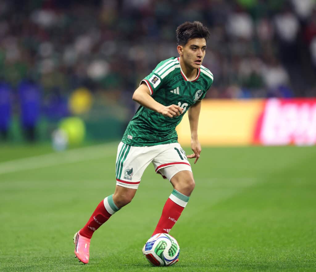 Gilberto Mora
