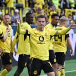 Jubel Konstantinos Karetsas Borussia Dortmund, mi., nach dem 1:0 von Serhou Guirassy