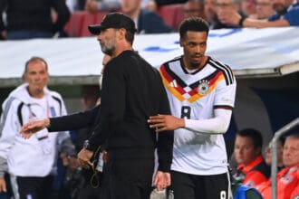 Jürgen Klopp und Felix Nmecha